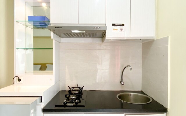 Comfort And Strategic Studio At Bassura City Apartment