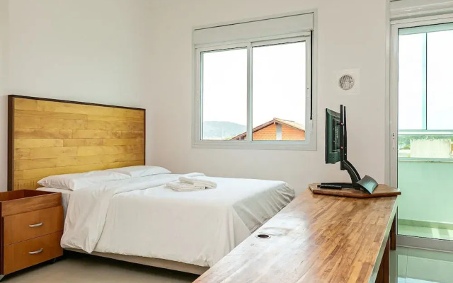 Studios 900m From Lagoa da Conceicao - ECM