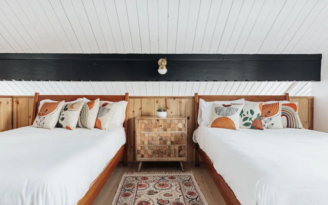 Little Pine Chalet