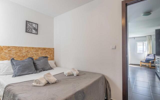 LA MERCED Duplex III 2BR 1BT