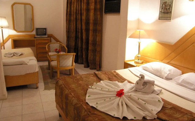 Karnak Hotel Luxor