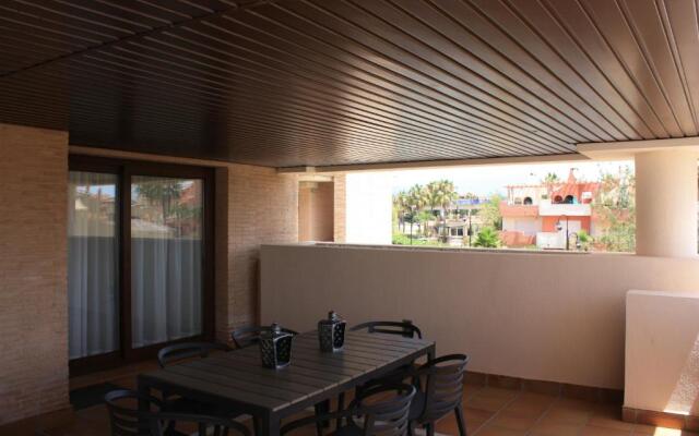 104 - Apartment with private swimming pool