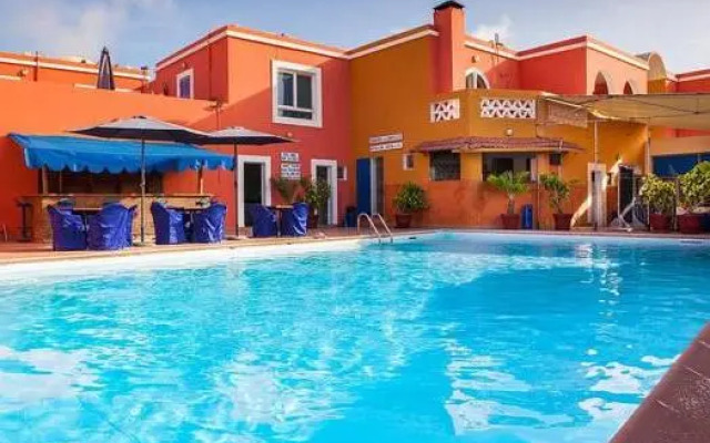 La Madrague-Surf Beach Sea