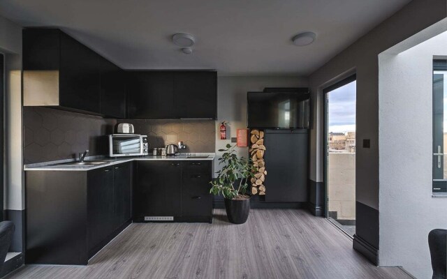 Rabat l.o. MDINA-THE BEDROOM-TUB