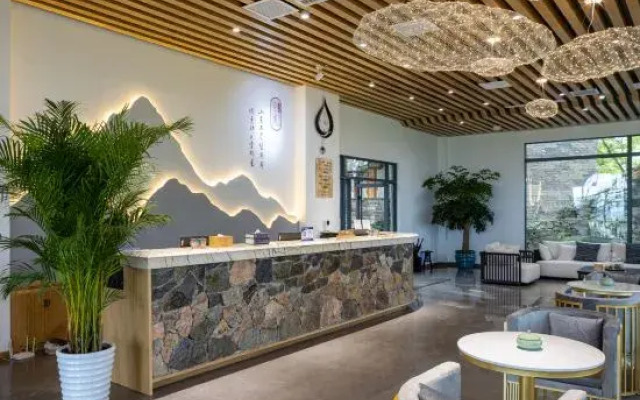 Huangguoshu Shengpin Cloud Stone Village B&B