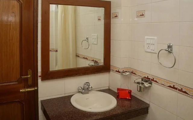 Hotel Falcon Crest by OYO Rooms