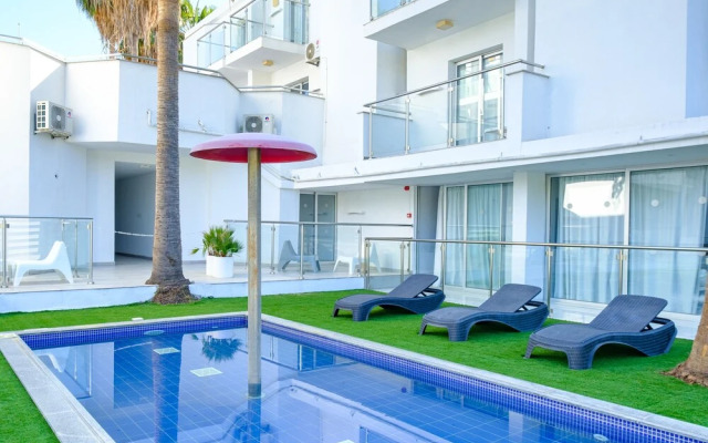 Rio Gardens - Dreamy 1-bdr Apt w Balcony