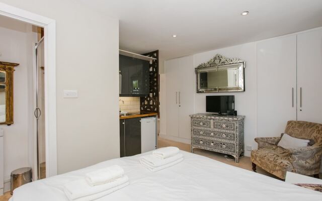 Studio Flat Near Portobello Road