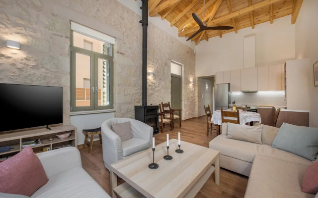 Lithos Residence