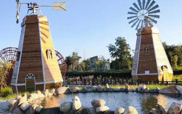 Hefeng Hotel
