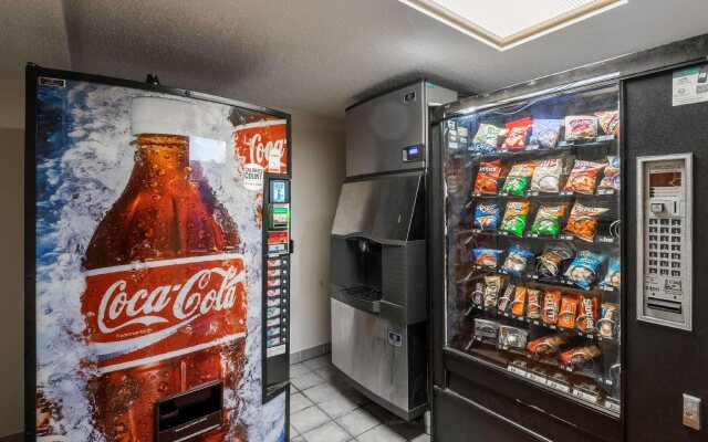 Red Roof Inn PLUS+ Pittsburgh East - Monroeville