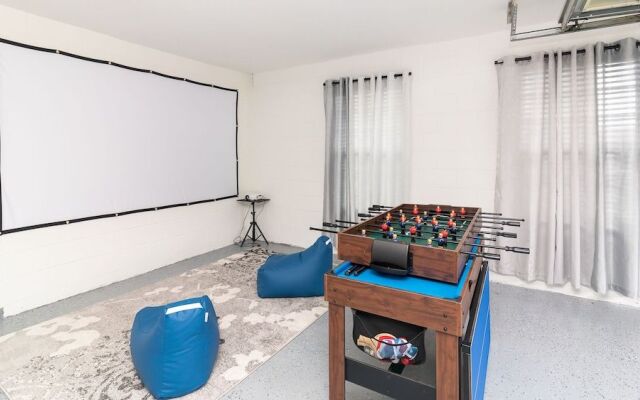 Nestle Away at Poplar Way