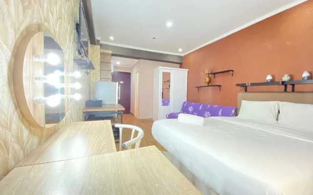 Glam Decor Studio Apartment at Emerald Towers