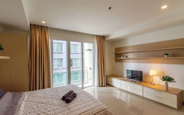 TC Contel At Sukhumvit Soi 11