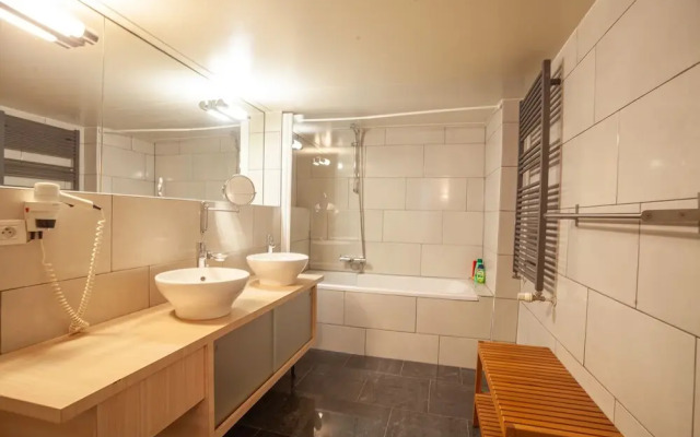 Luxury Suites Castel