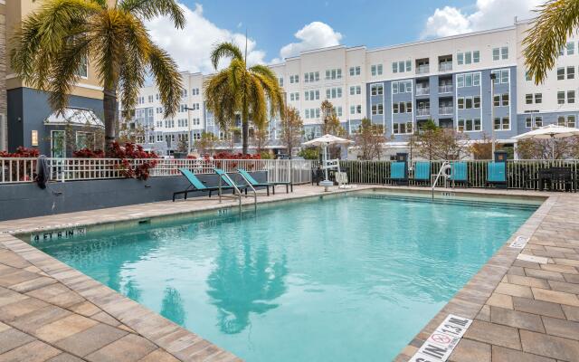 Staybridge Suites St. Petersburg Downtown by IHG