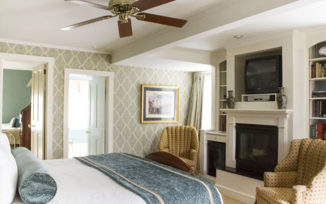 Ivy Lodge Bed & Breakfast