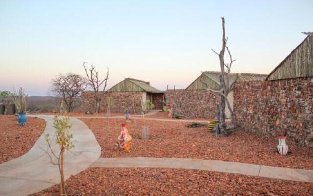 Okutala Etosha Lodge