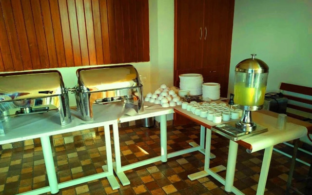 Hotel Pranav International