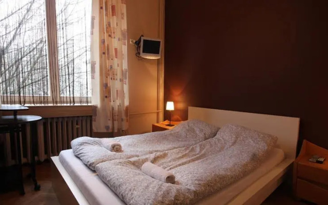 24W Apartments Old Town