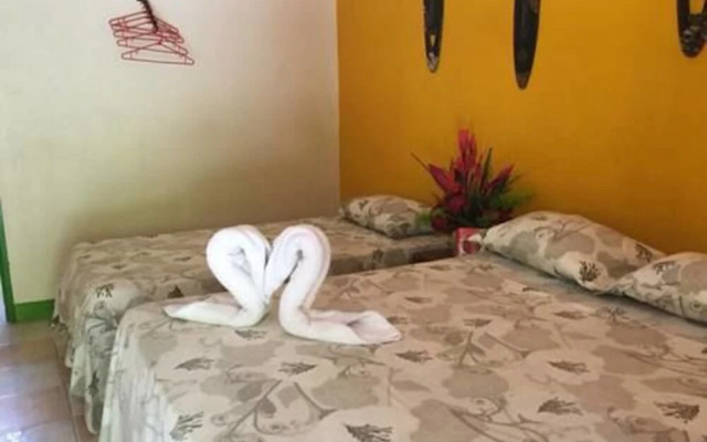 Cabinas Manzanillo Caribe Sur CR