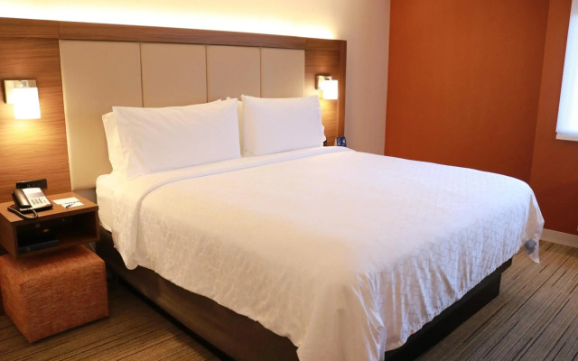 Holiday Inn Express Fallon by IHG