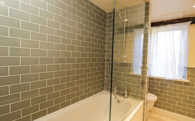 Kings Cottage - South