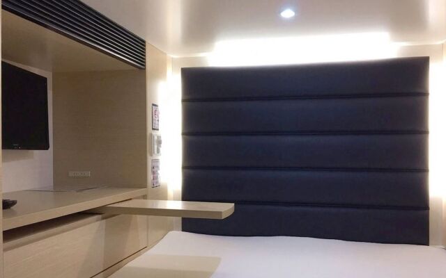 Hotel & Spa TOPOS Sendai Station - Caters to Men