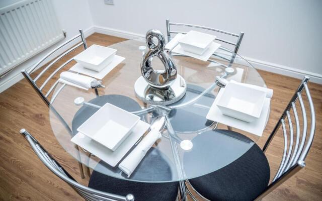 Luxuriant Apartments