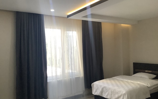 Atlihan Plus Hotel