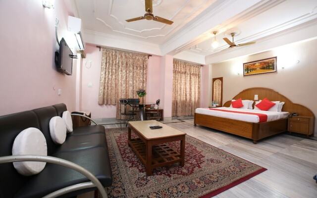 Hotel Priya Palace