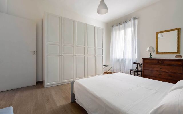 3709 Balconcino sul Rivellino by Barbarhouse