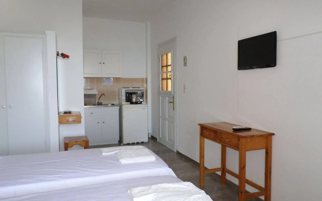 Rising Sun Apartments and Studios