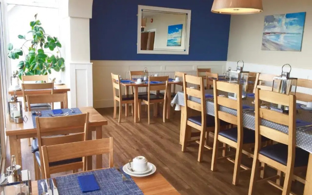 Channel View Hotel