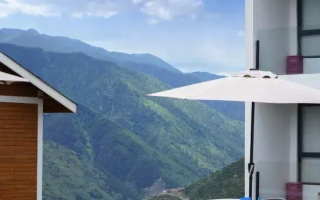 Mountain Tour Homestay（Four Sisters Mountains）