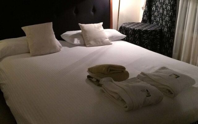 Hotel Marina del Faro Resort