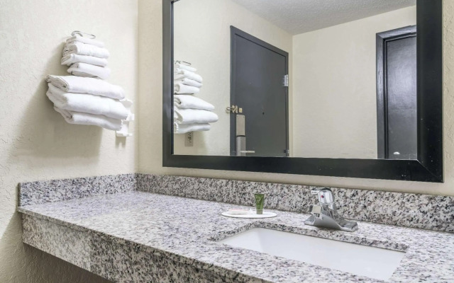 Holiday Inn Express & Suites Bensenville - O'Hare by IHG