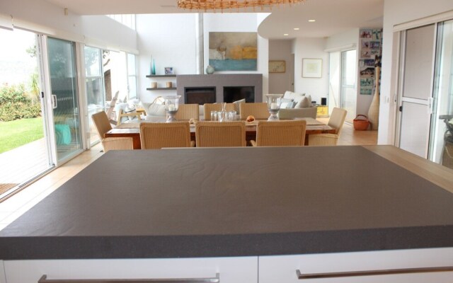 22 ON COAST - (Weekly Only)