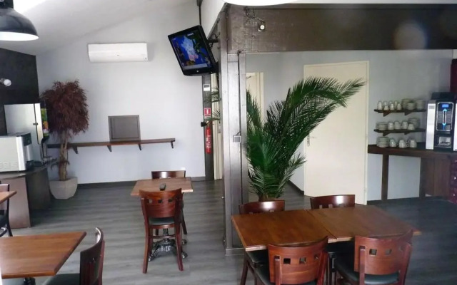 Hôtel Wood Inn Bordeaux Aeroport