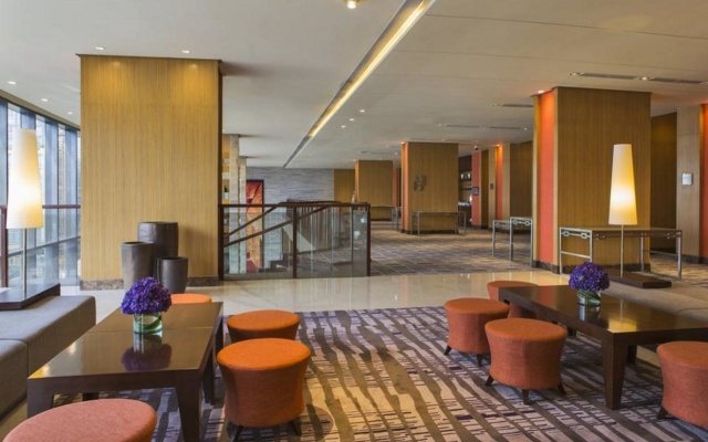 Holiday Inn & Suites Makati by IHG