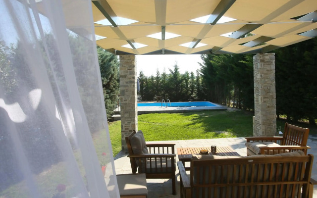 Sunny Sani Luxury Villas