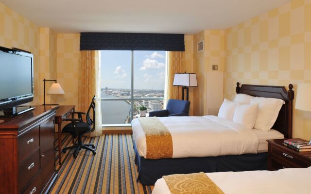 Renaissance Portsmouth-Norfolk Waterfront Hotel