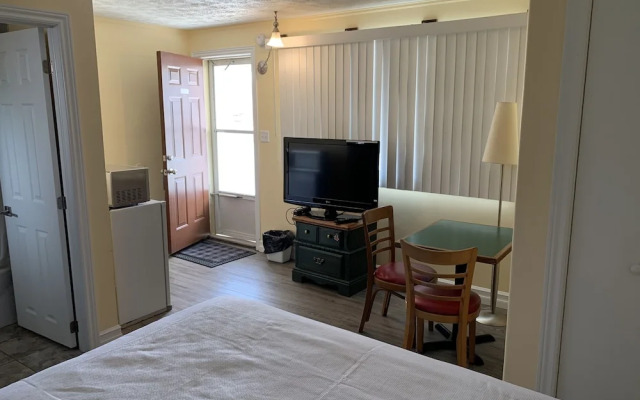 Sun Parlor Motel