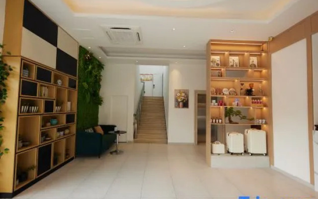 Wenzhou Taiyi Smart Hotel (Jingshan Park General Bridge Branch)