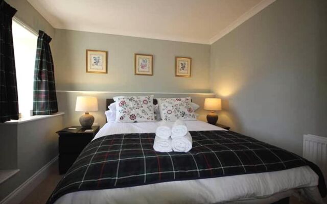 Tarbert House
