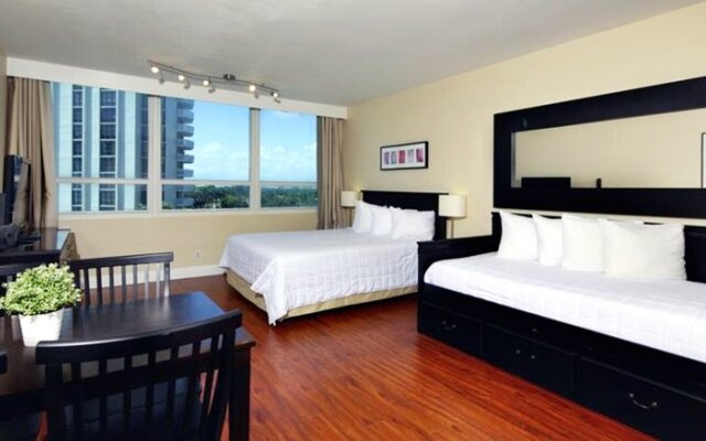 Newpoint Miami Beach Apartments