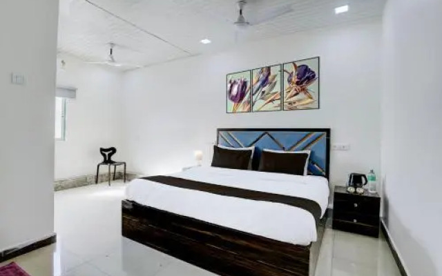 Hotel Moss View by OYO Rooms