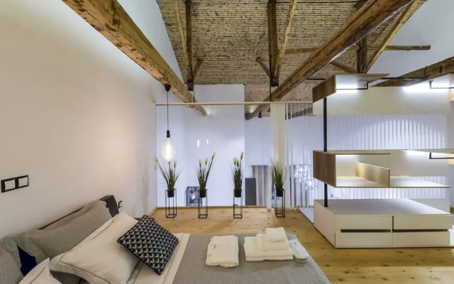 Aigli Seafront Loft-Bespoke Design Gem