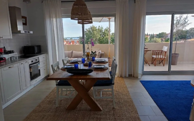 Salt Apartment