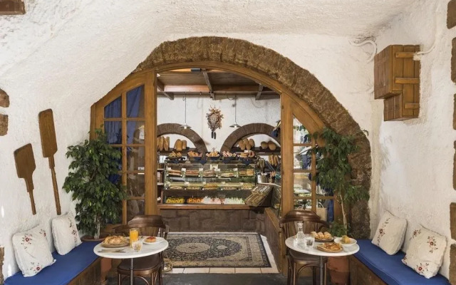 Koukos Rhodian Guesthouse - Adults Only